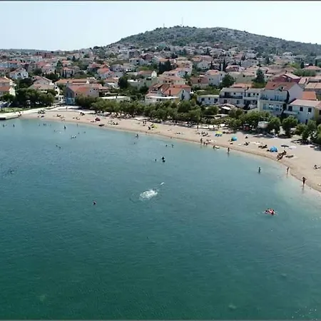 Ana, Wake Up To The Sea, Balcony, Terrace, Garden & Parking, - Dalmatia Murter