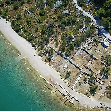 Ana, Wake Up To The Sea, Balcony, Terrace, Garden & Parking, - Dalmatia